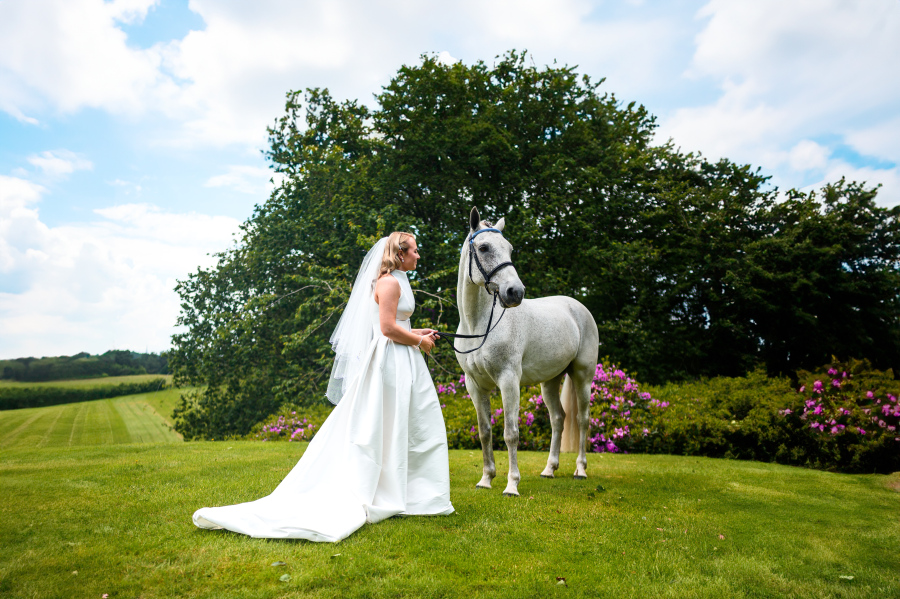BeckyJackMay2024-JoeBickertonPhotography_34 horse at wedding